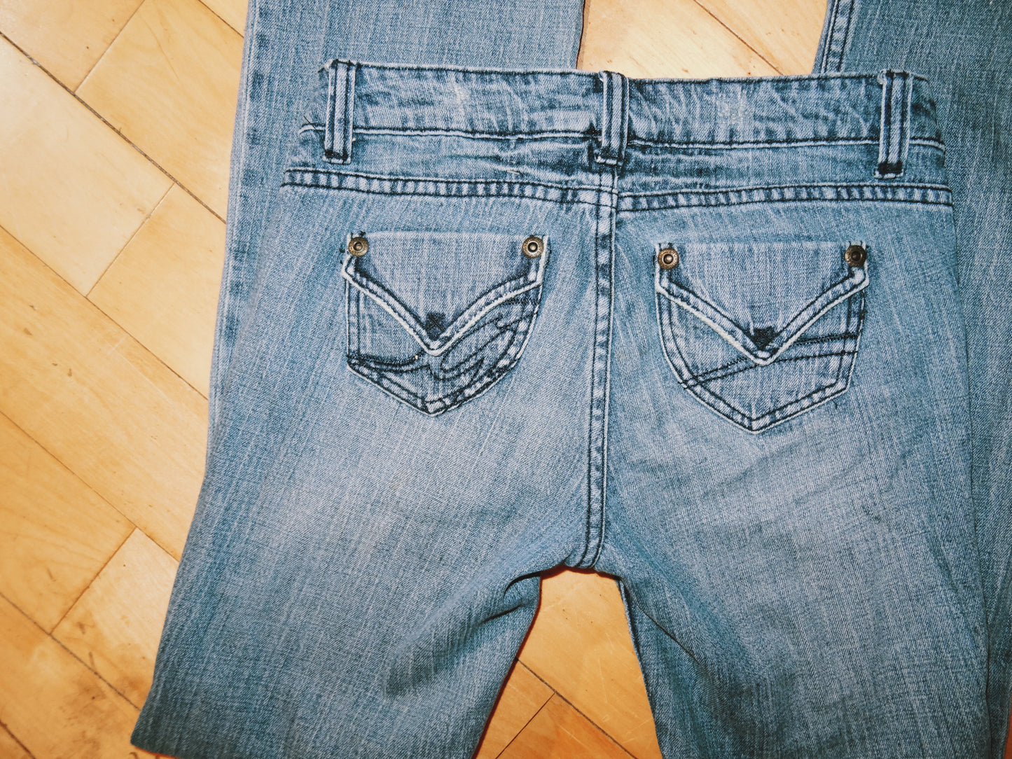 Low Rise Bootcut Denim (Size 26)