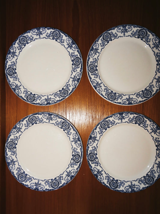 Vintage English 1970s Duraline Four Piece Plate Set