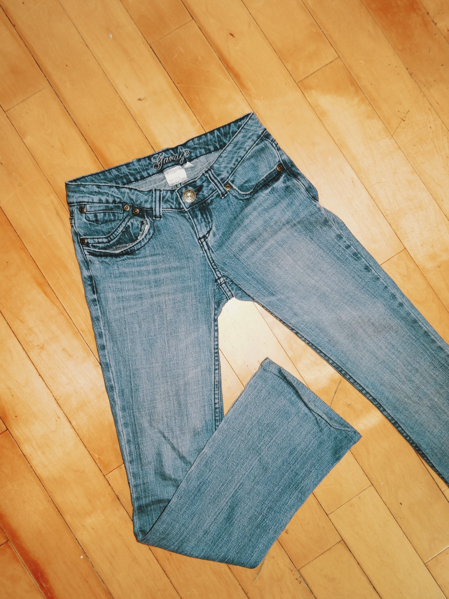 Low Rise Bootcut Denim (Size 26)