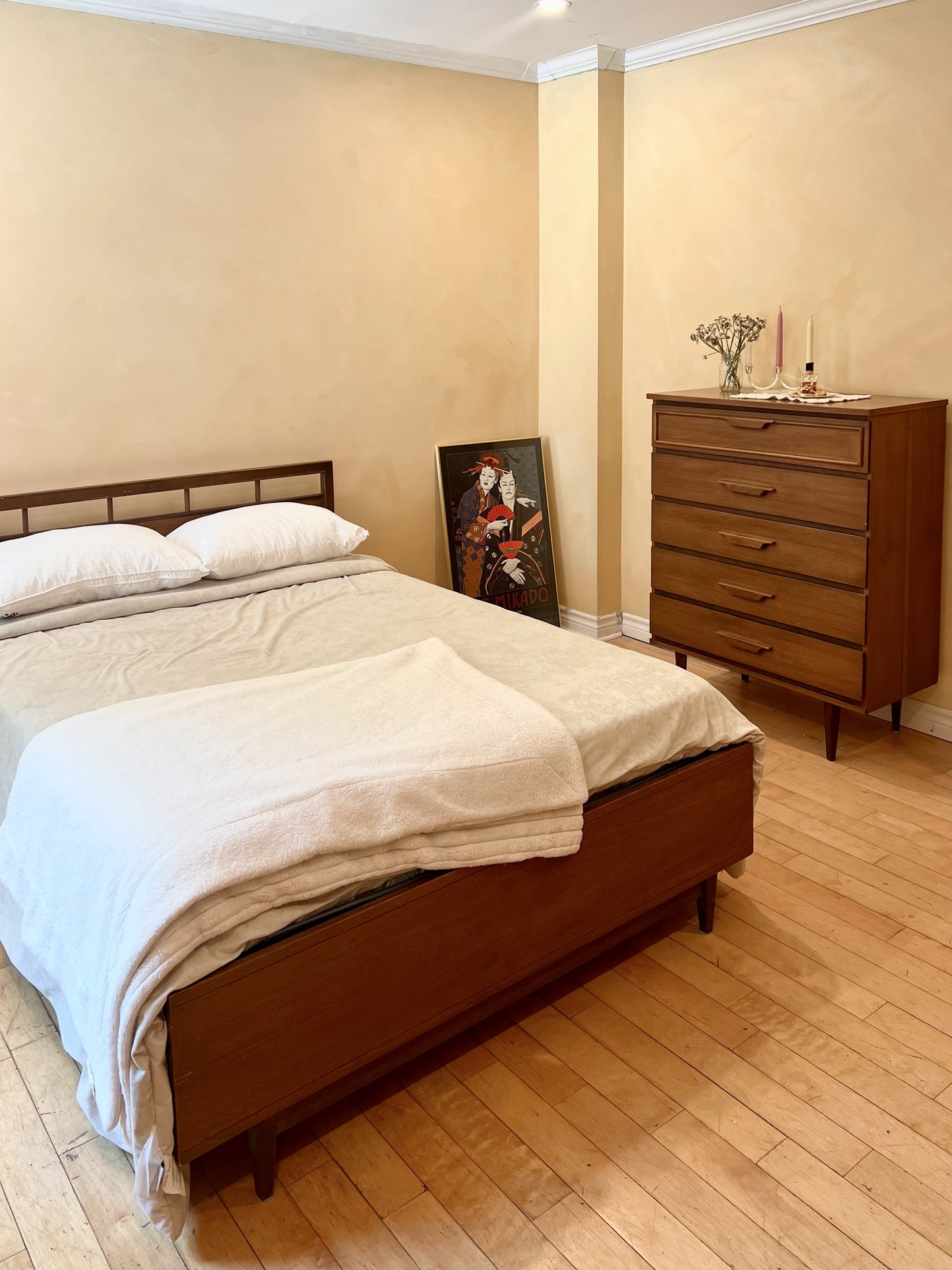 Walnut Bedroom Set (Three Pieces)