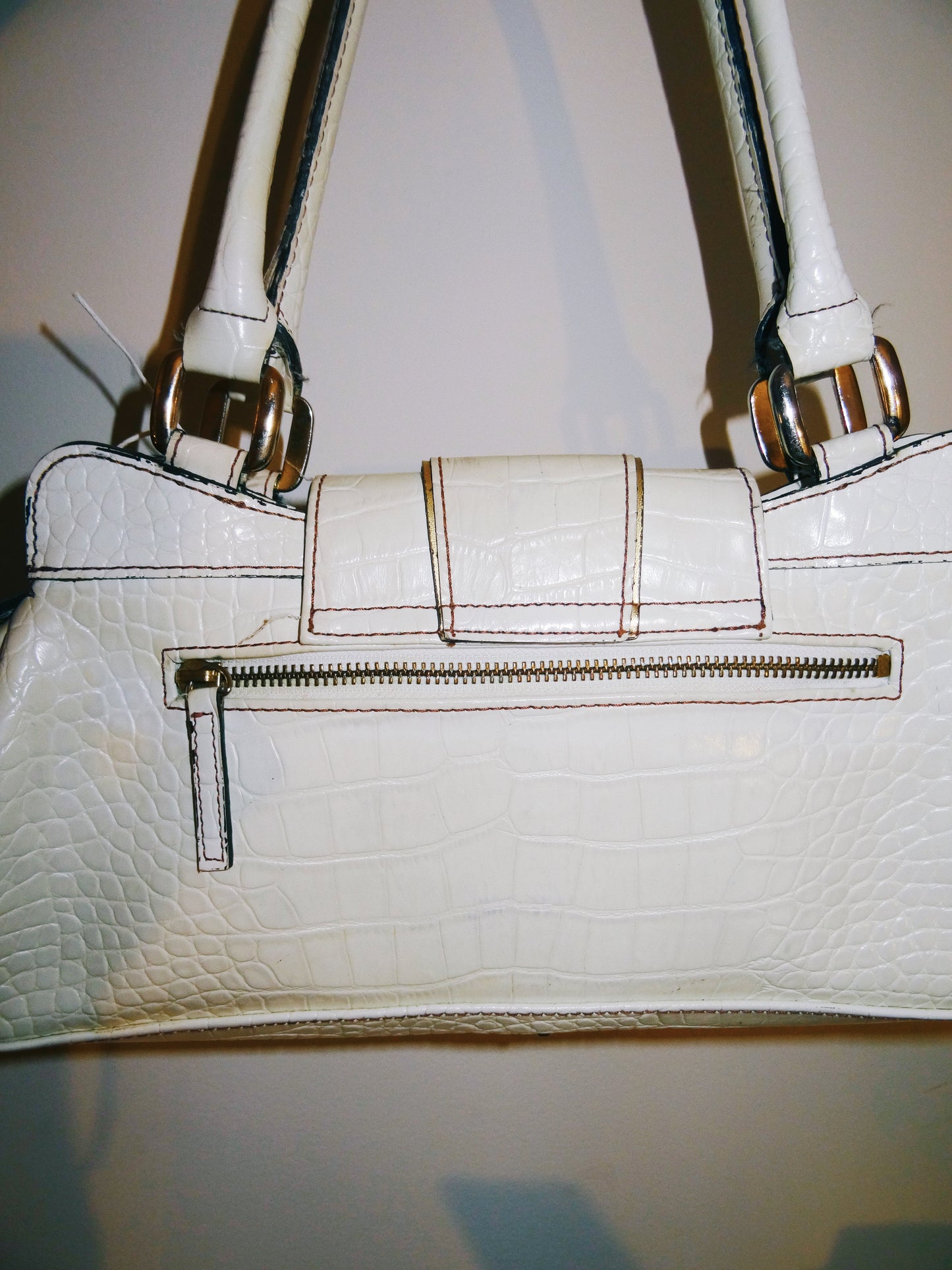 White GUESS Shoulder Bag