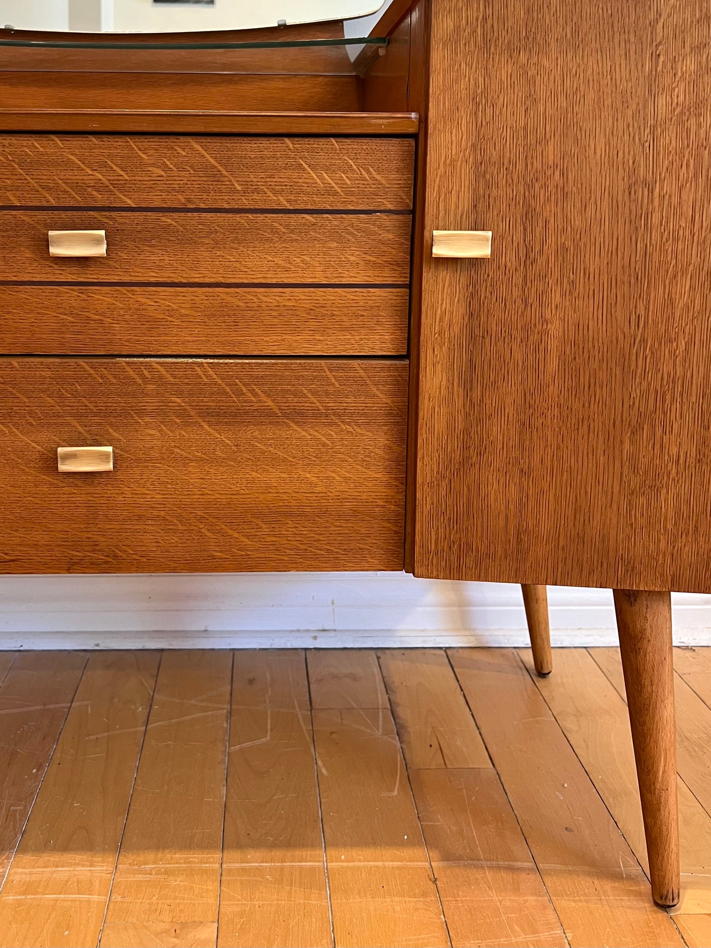 Mid Century Vanity Table