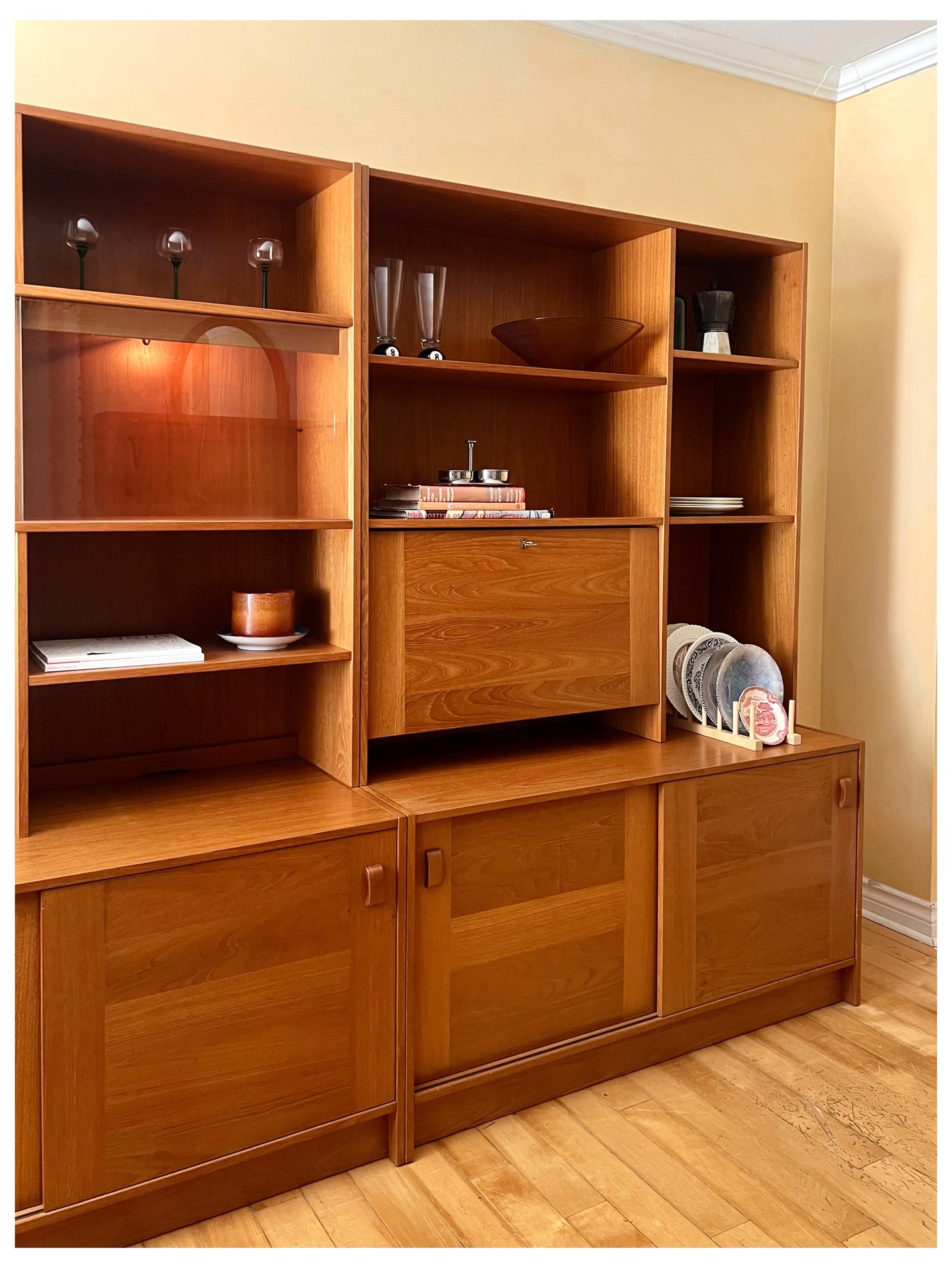 Domino Mobler Set of Two Teak Wall Unit