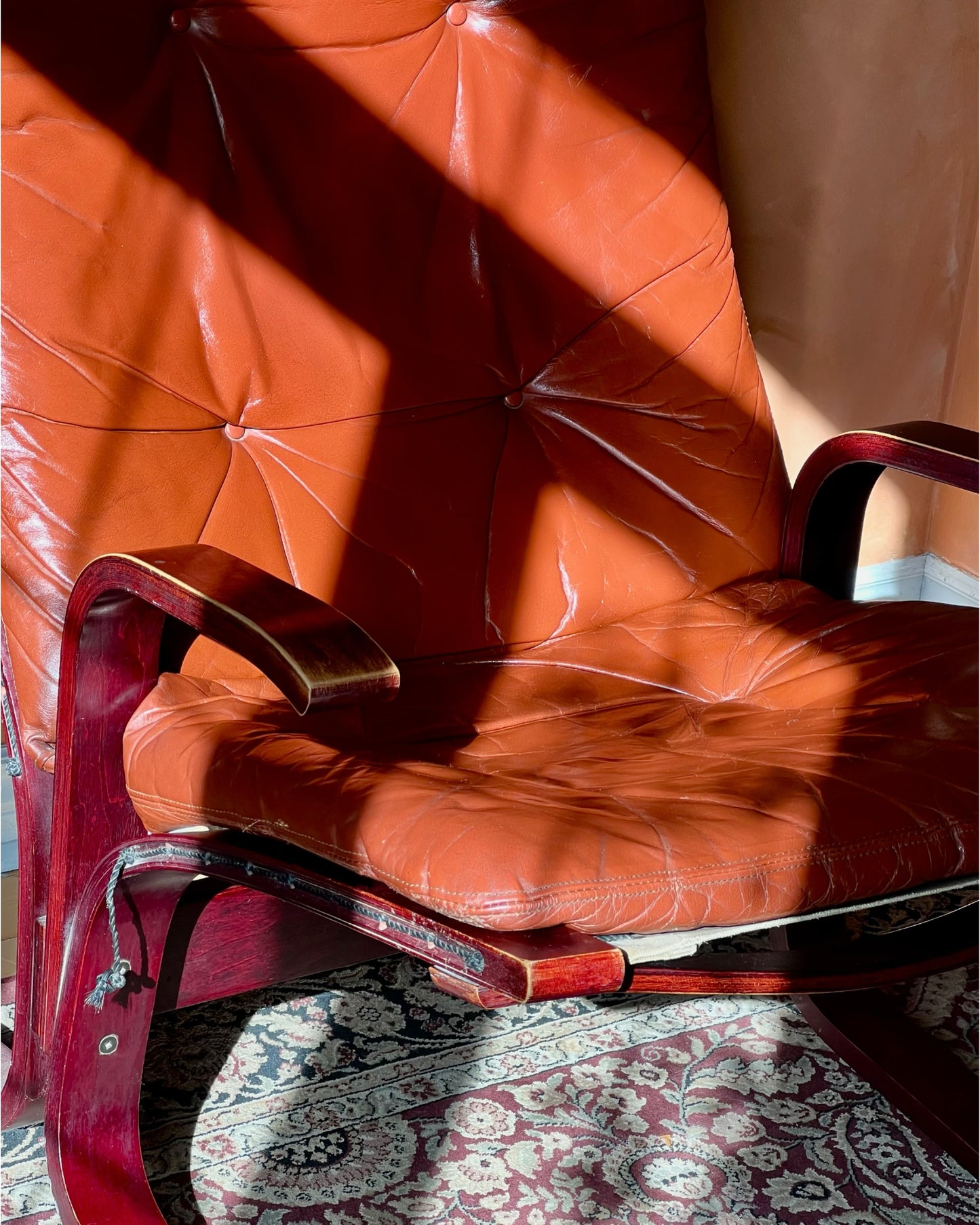 Pair of Leather Easy Chairs Model “Siesta” by Ingmar Relling for Westnofa (1970s)