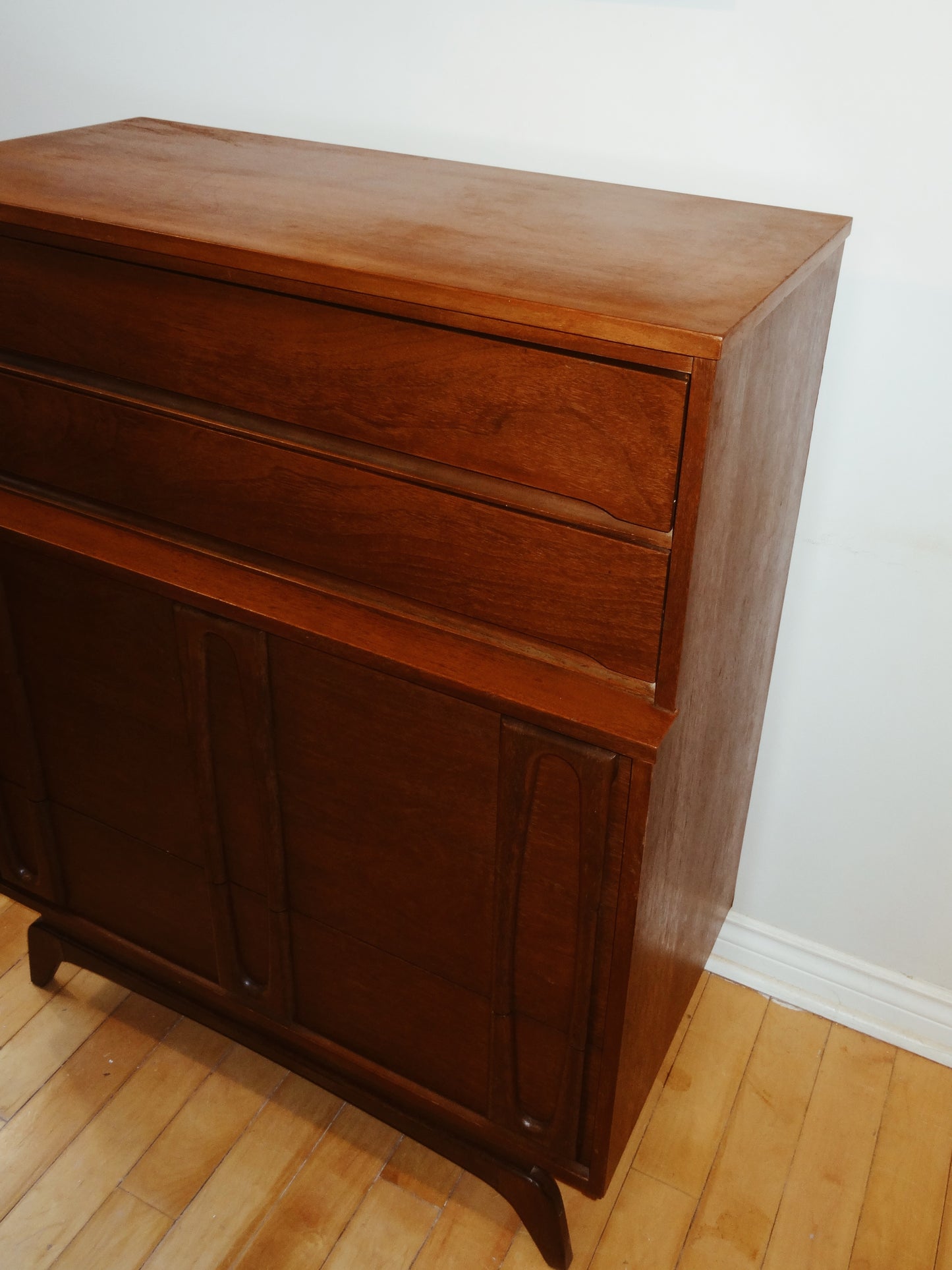 Five Drawer Mid Century Dresser