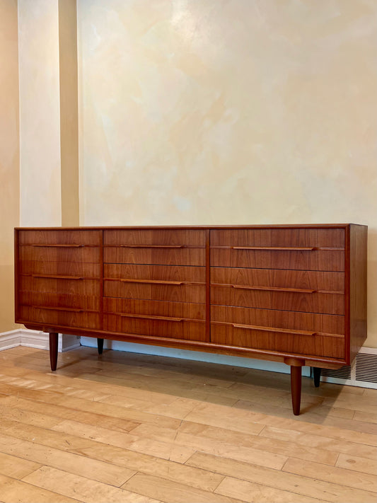 Solid Teak Nine Drawer Dresser