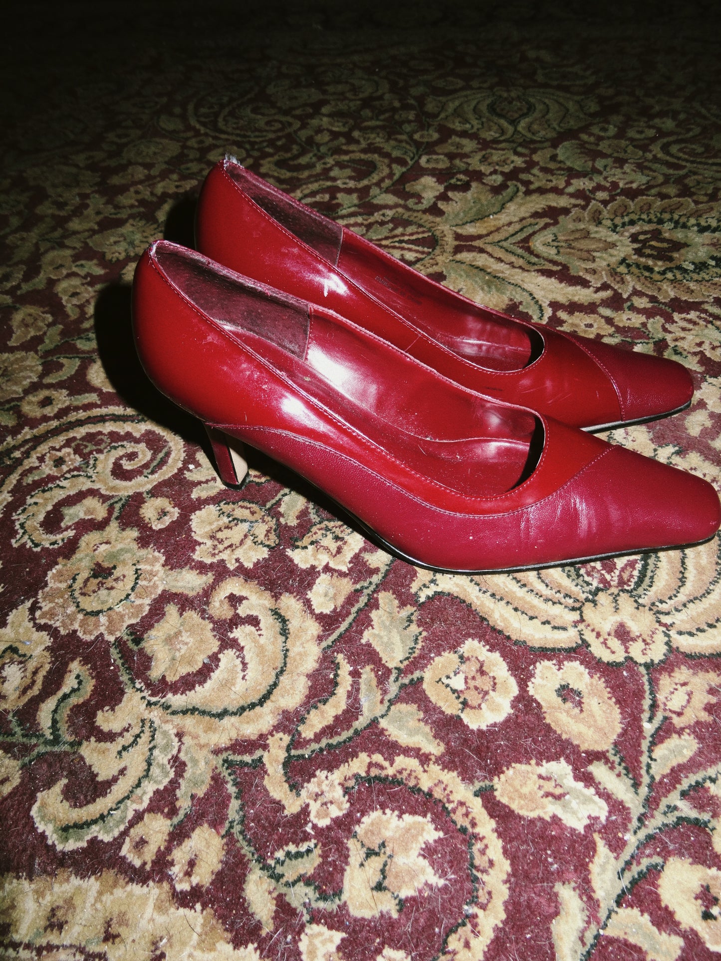 Red Narrow Toed Heels (Size 7)