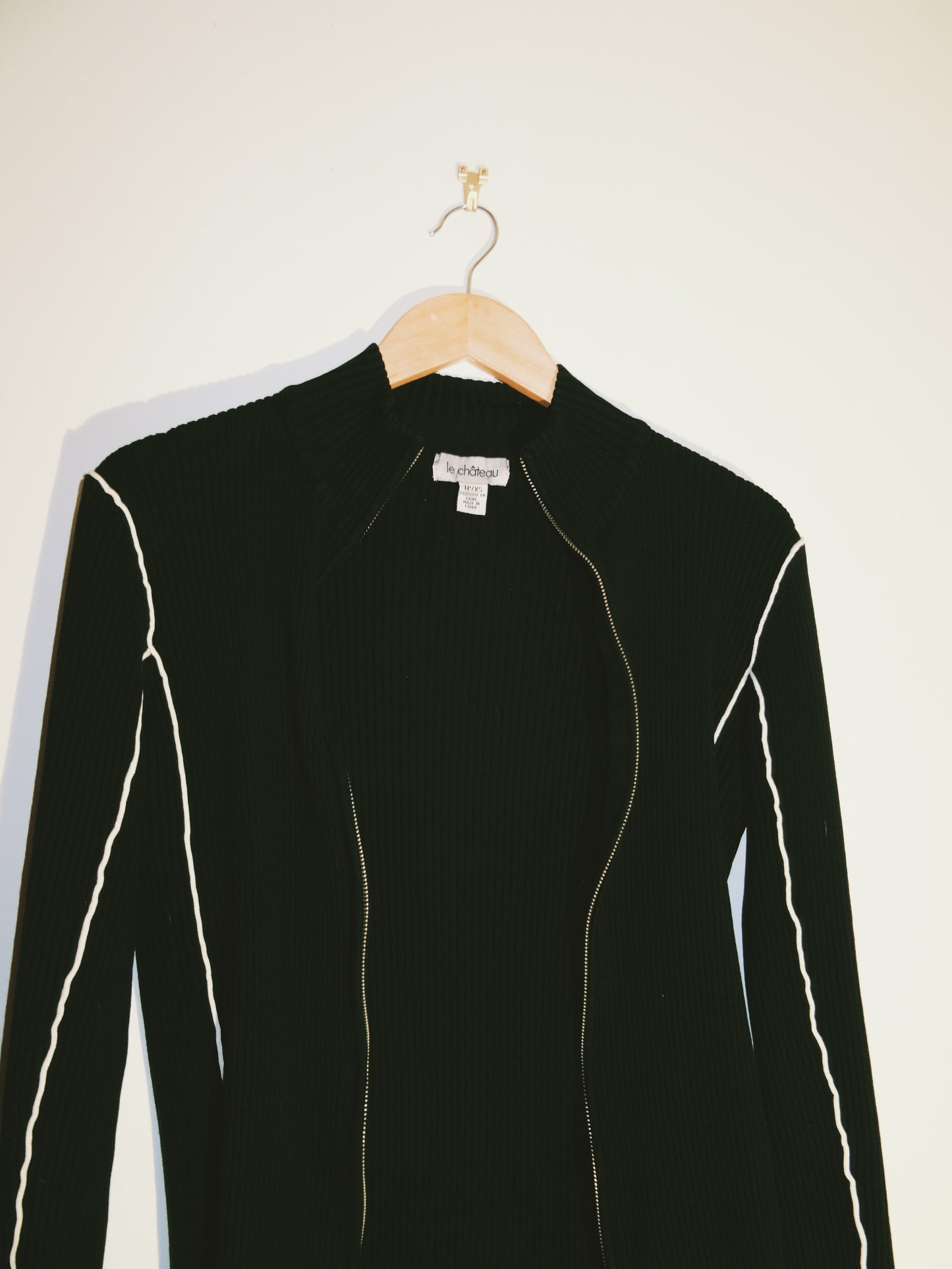 Black Zip Up Lining Sweater