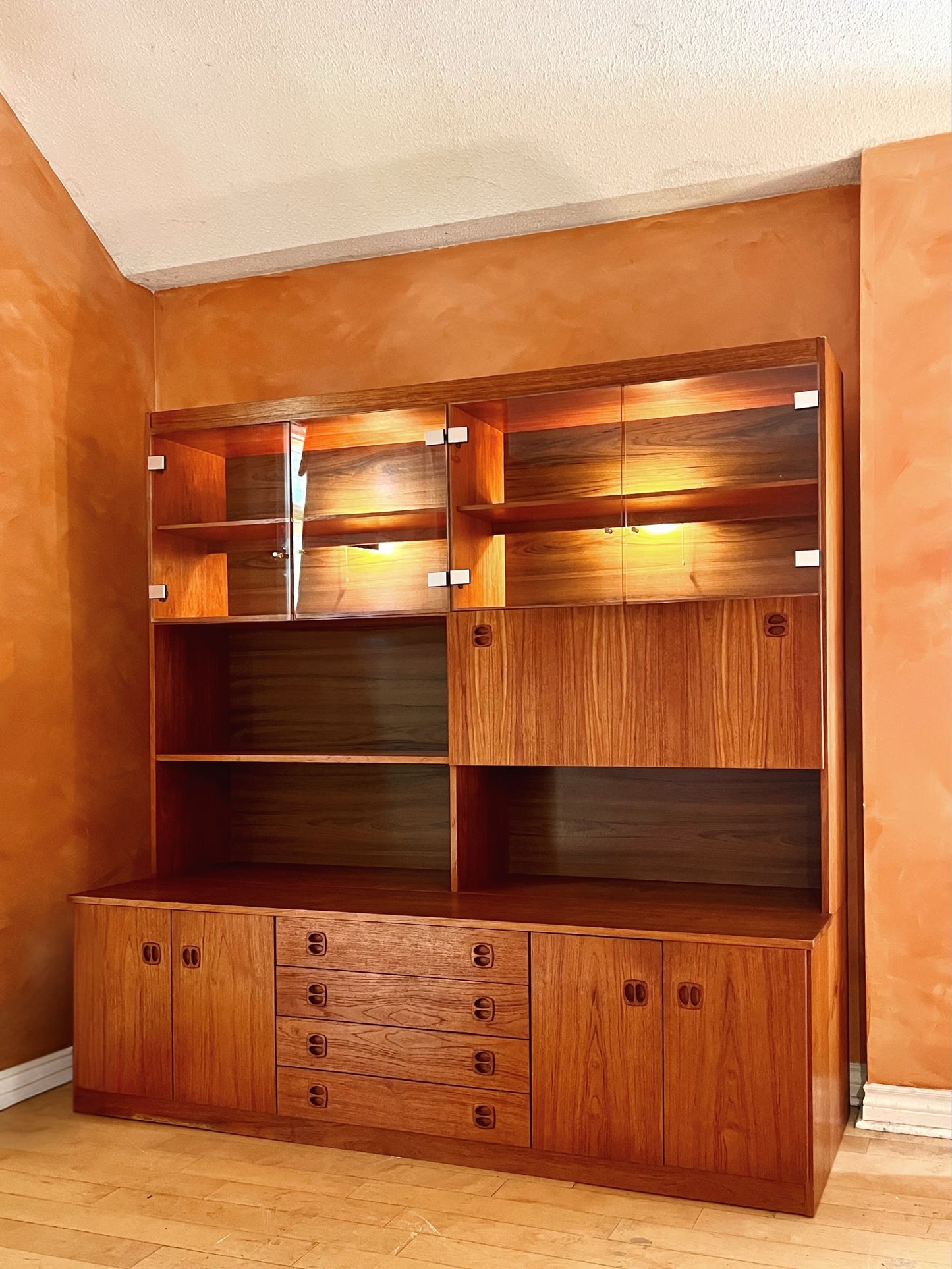 Mid Century Danish Teak Wall Unit / Deep Storage (1960s)