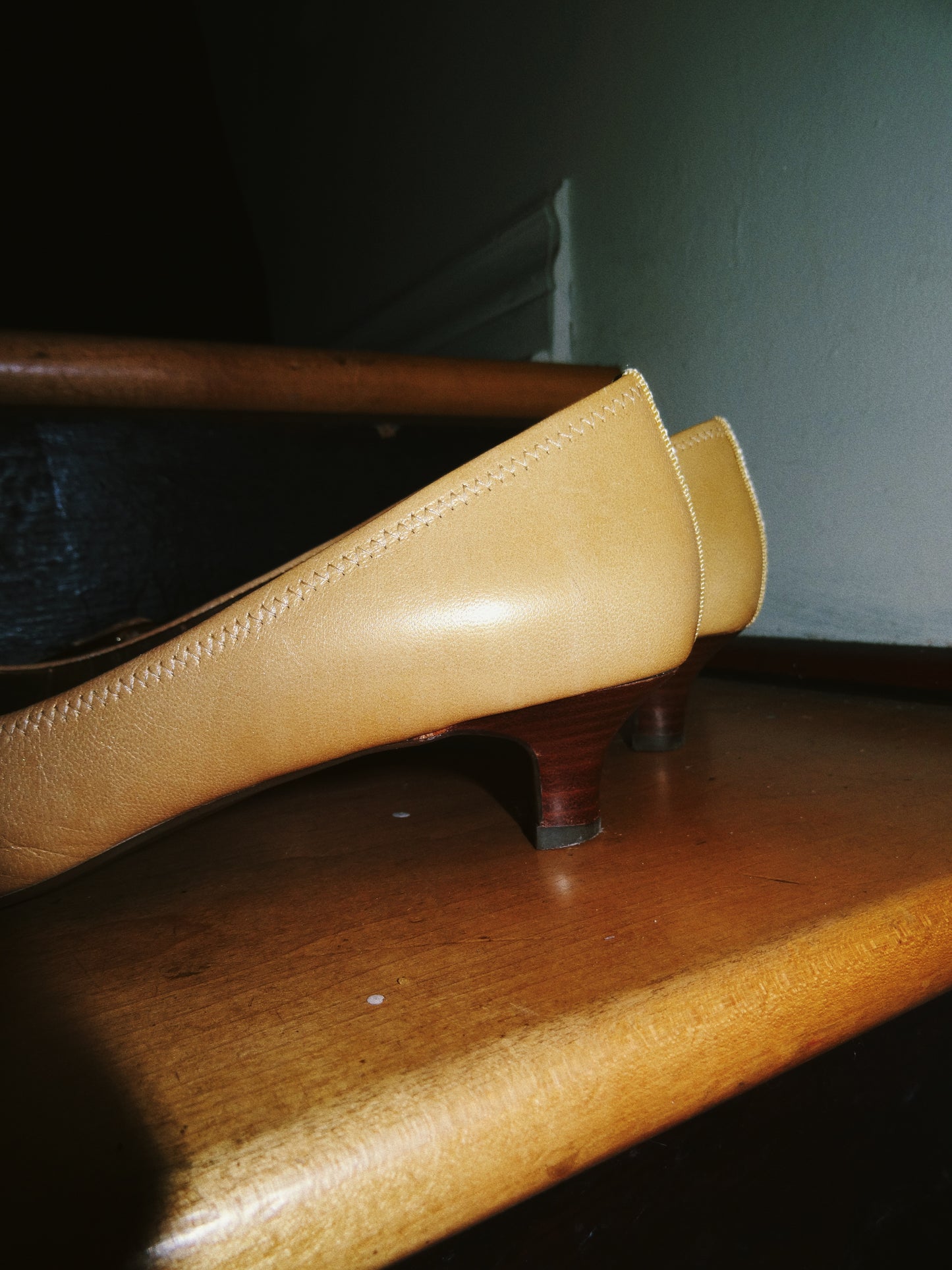 Beige Buckle Heel (Size 7.5)